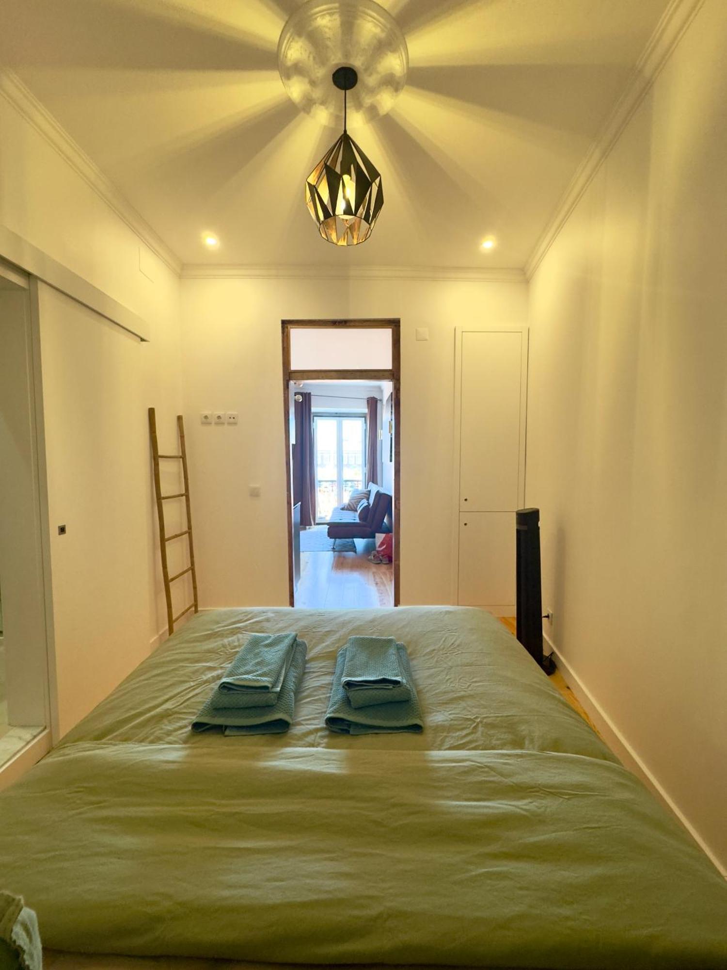 Terreiro Inn Cosy Apartment Lisbona Esterno foto